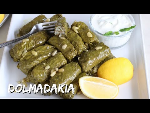 Greek Stuffed Vine Leaves With Rice and Herbs | Dolmadakia Yalantzi 💝