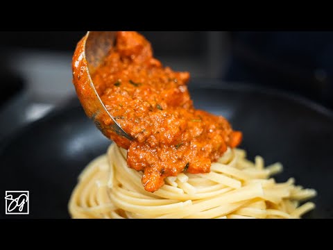 Mouthwatering Bolognese Sauce at Home