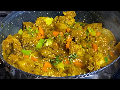 Curried Chicken/How to make Curry Chicken, Jamaican Style.