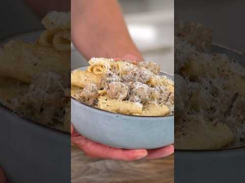 Pasta alla Norcina | Italian Sausage Pasta