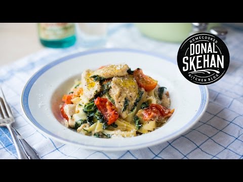 Creamy Chicken &amp; Spinach Pasta!